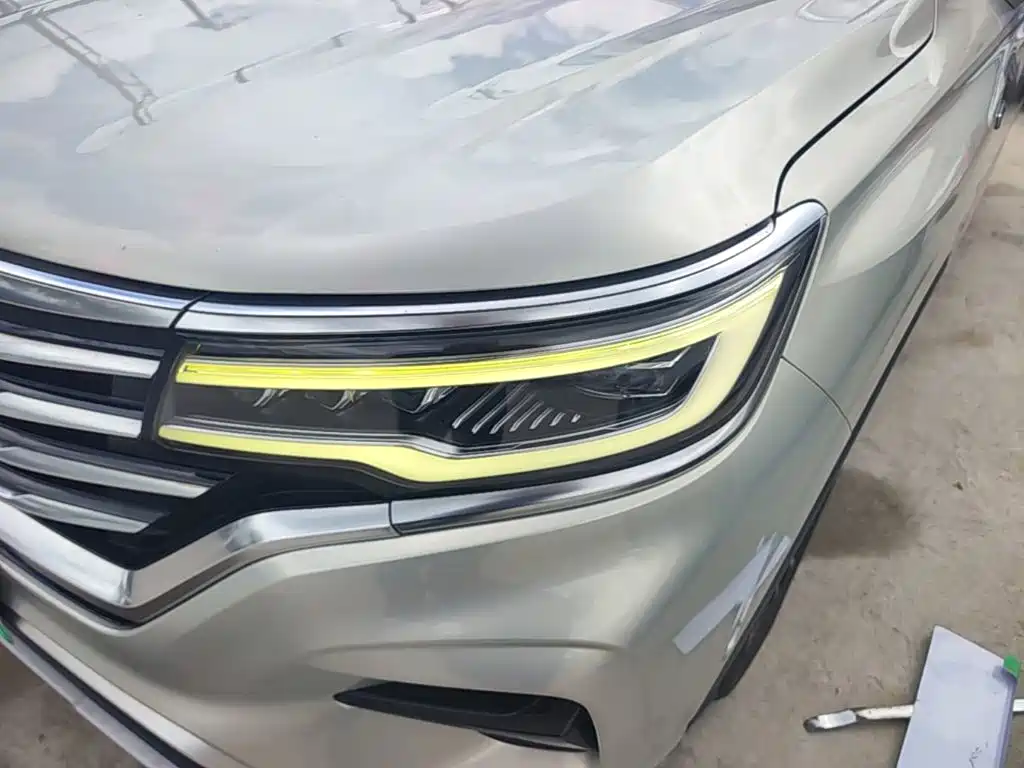 Roewe RX5 eMAX — миниатюра 24