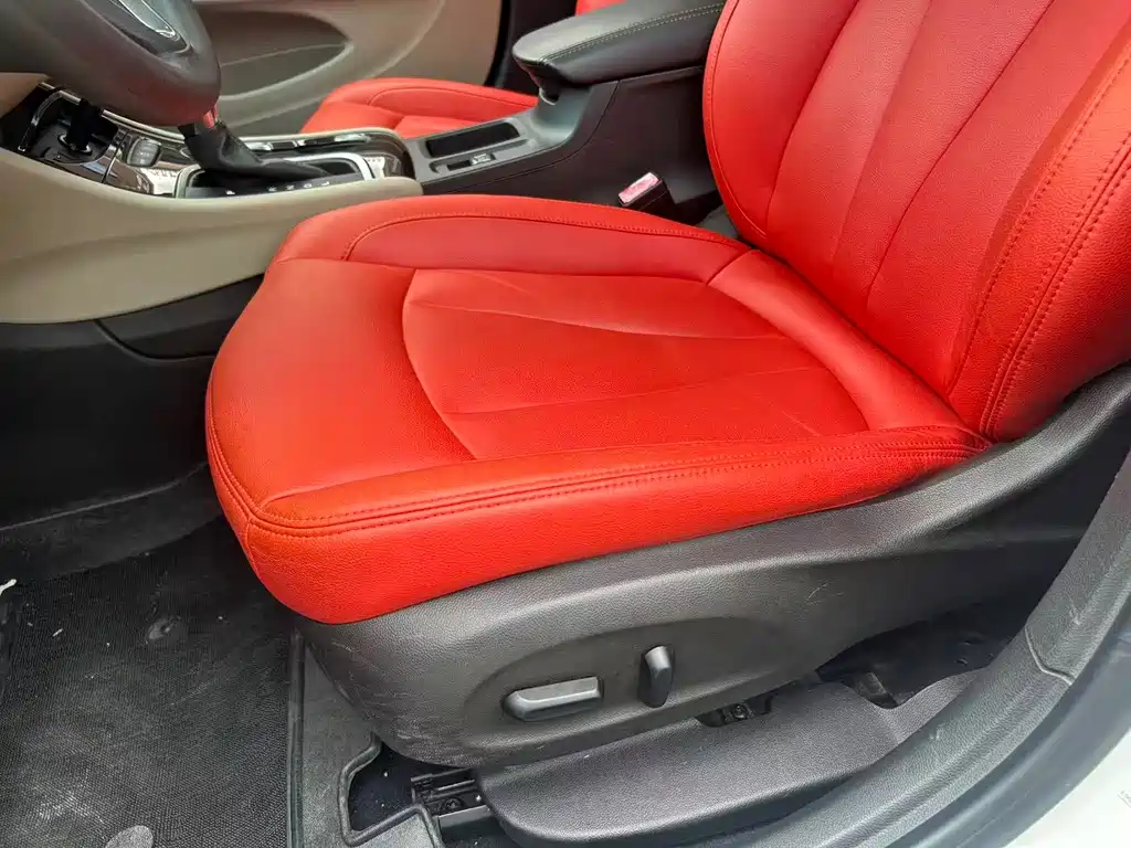 Buick Verano — миниатюра 9