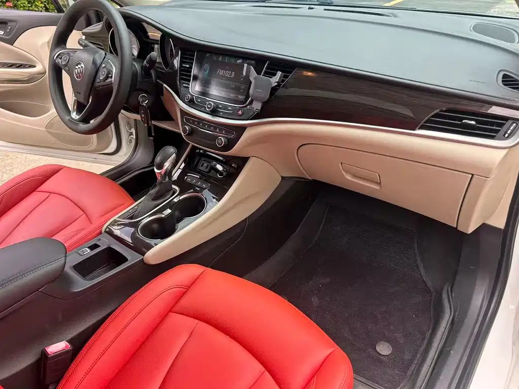 Buick Verano — миниатюра 11