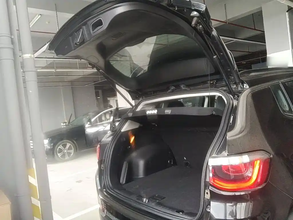 Jeep Compass — миниатюра 19