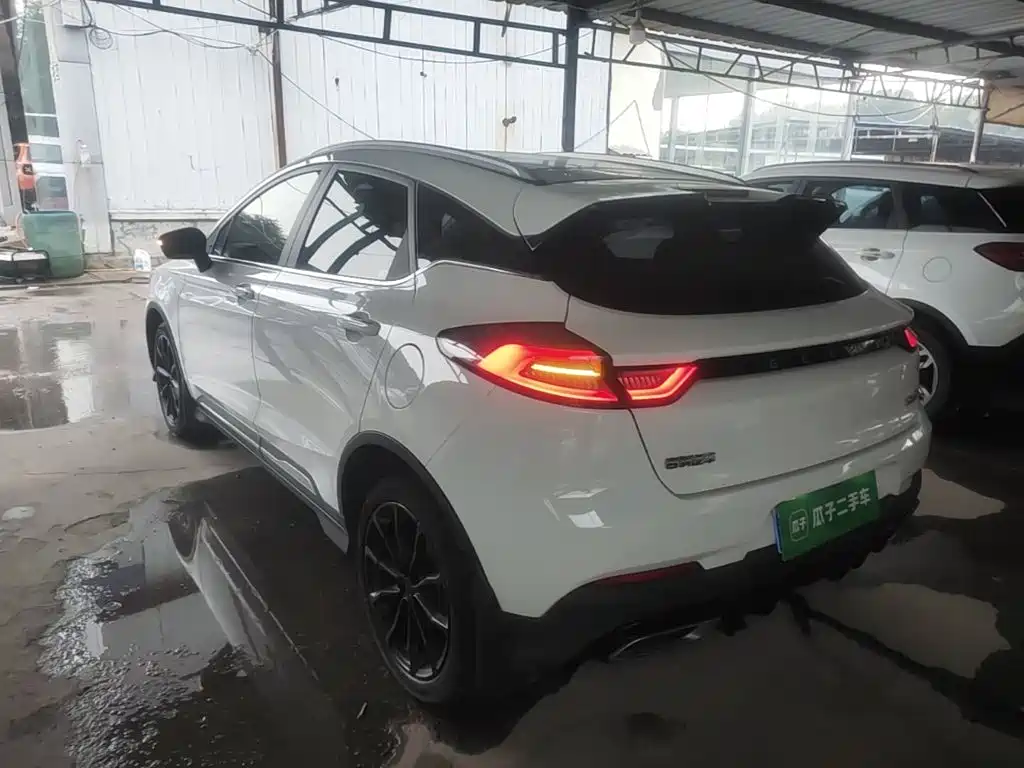 Geely Emgrand S — миниатюра 5