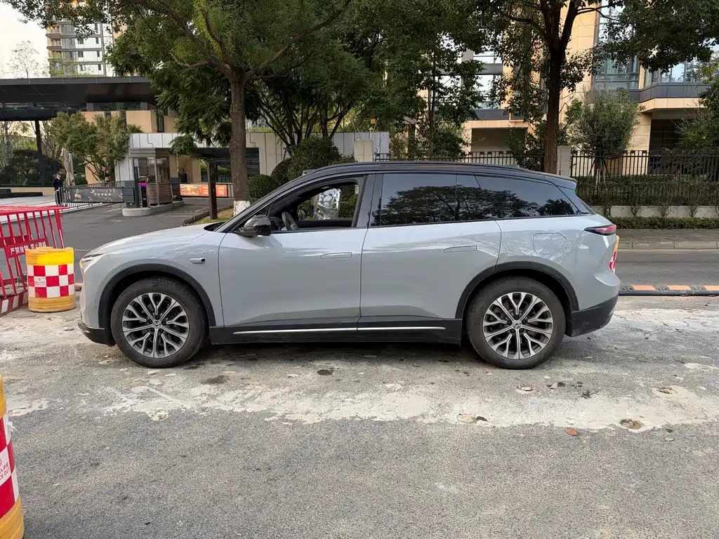 NIO ES6 — миниатюра 3