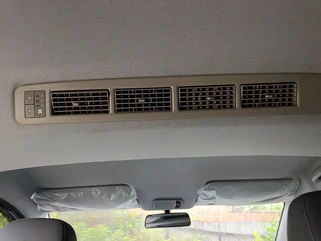 Wuling Hongguang EV — миниатюра 18