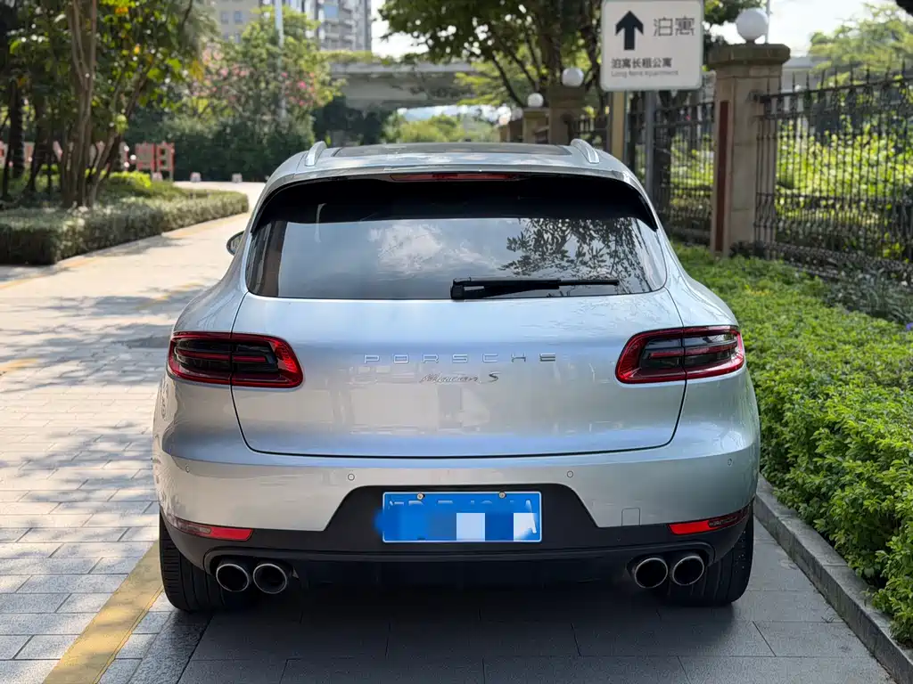 Porsche Macan — миниатюра 4