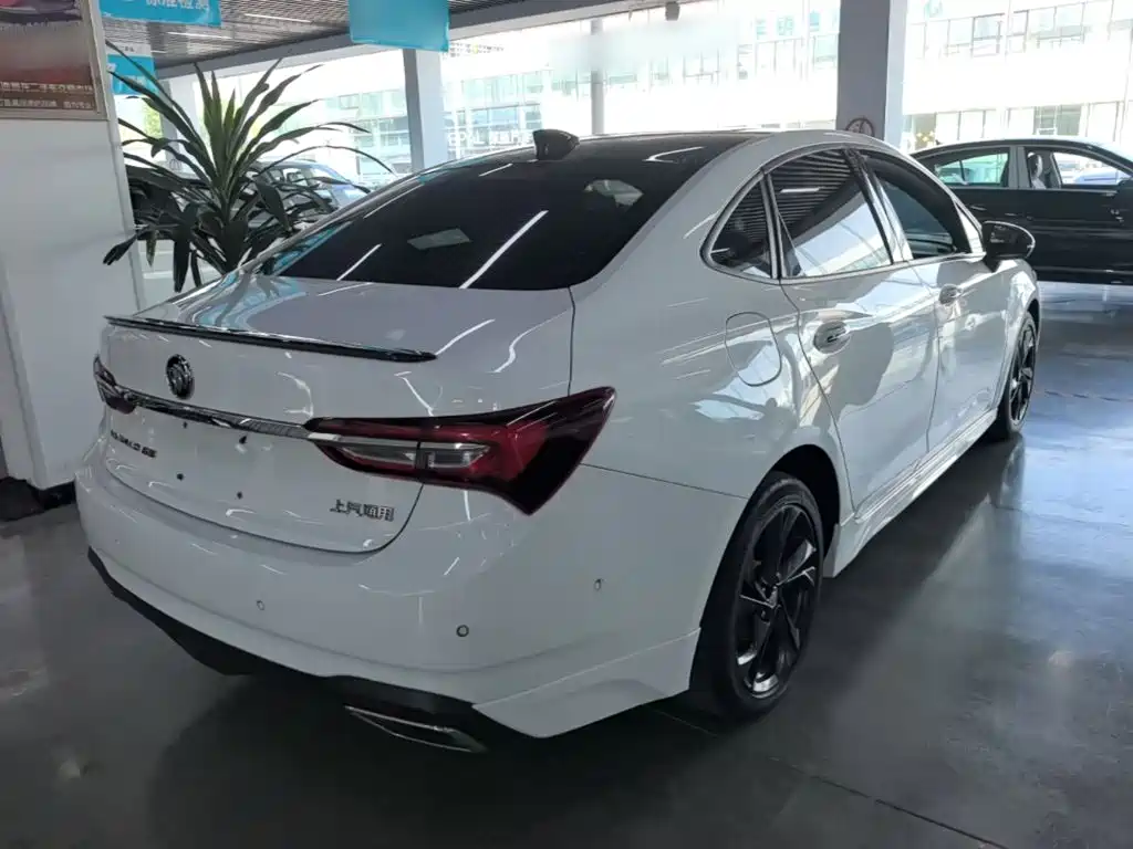 Buick Verano — миниатюра 7