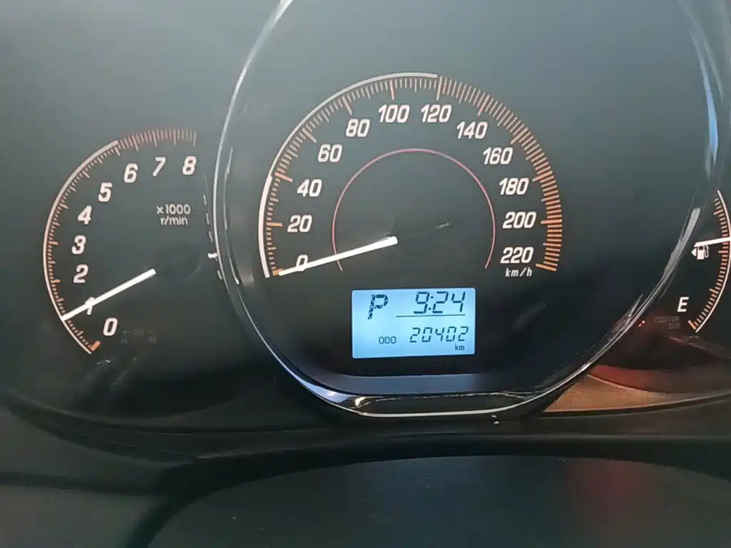 Toyota Yaris L — миниатюра 12