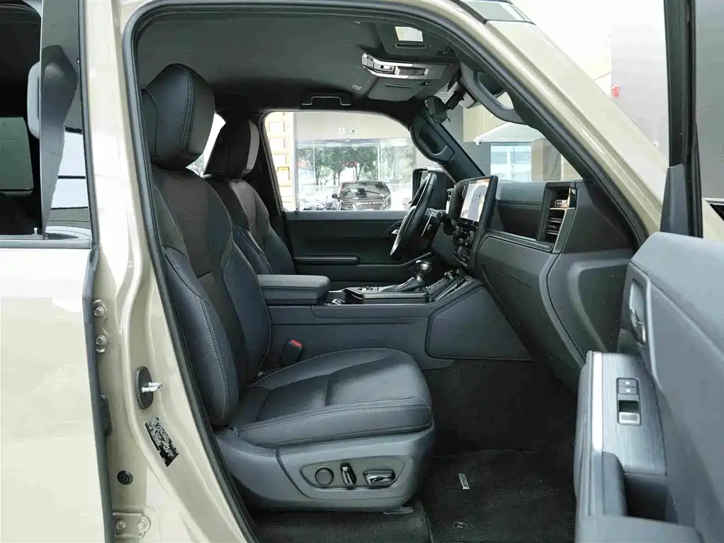 Lexus GX — миниатюра 12