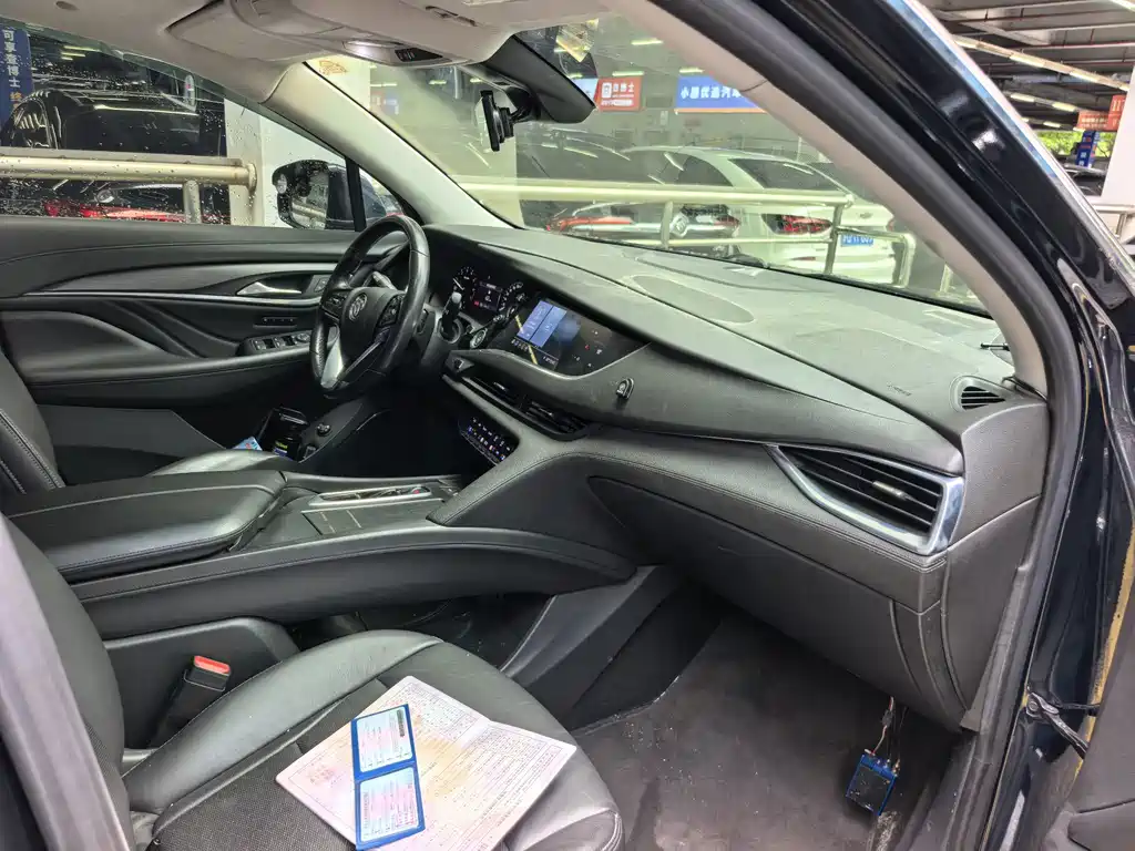 Buick Enclave — миниатюра 15