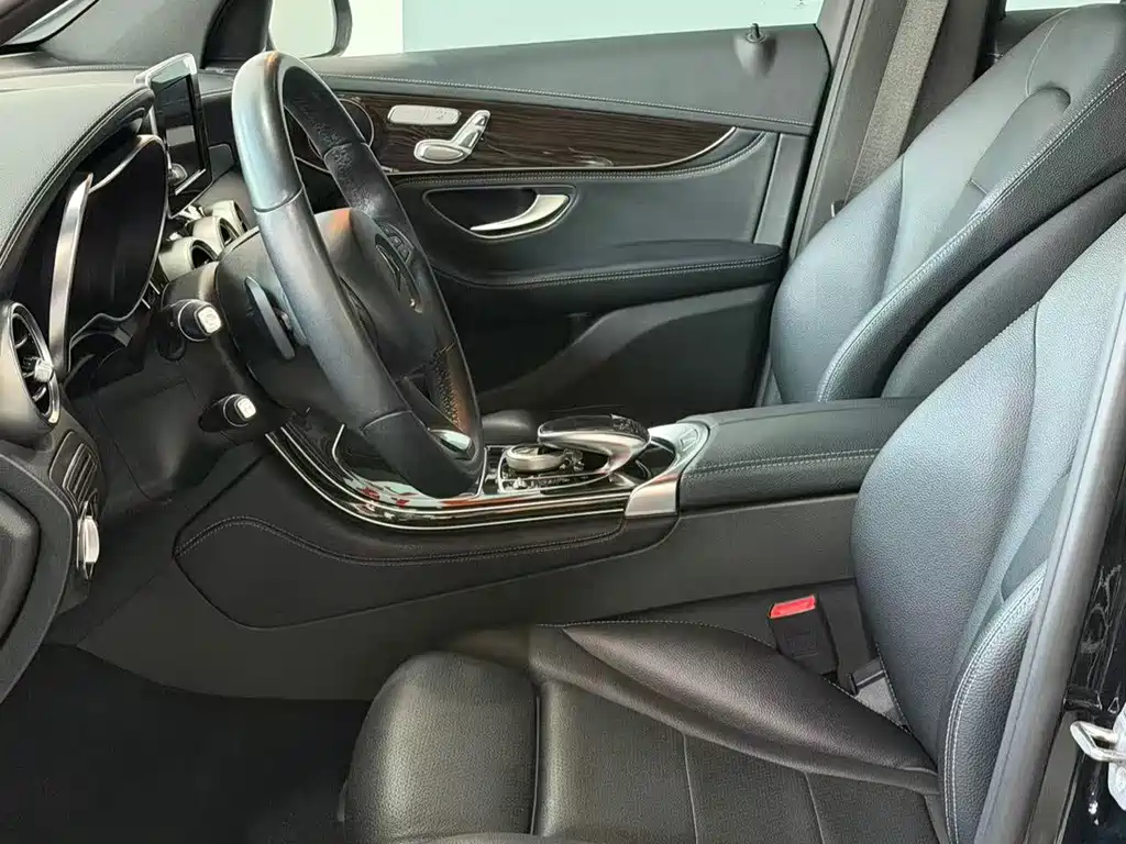 Mercedes-Benz GLC — миниатюра 27