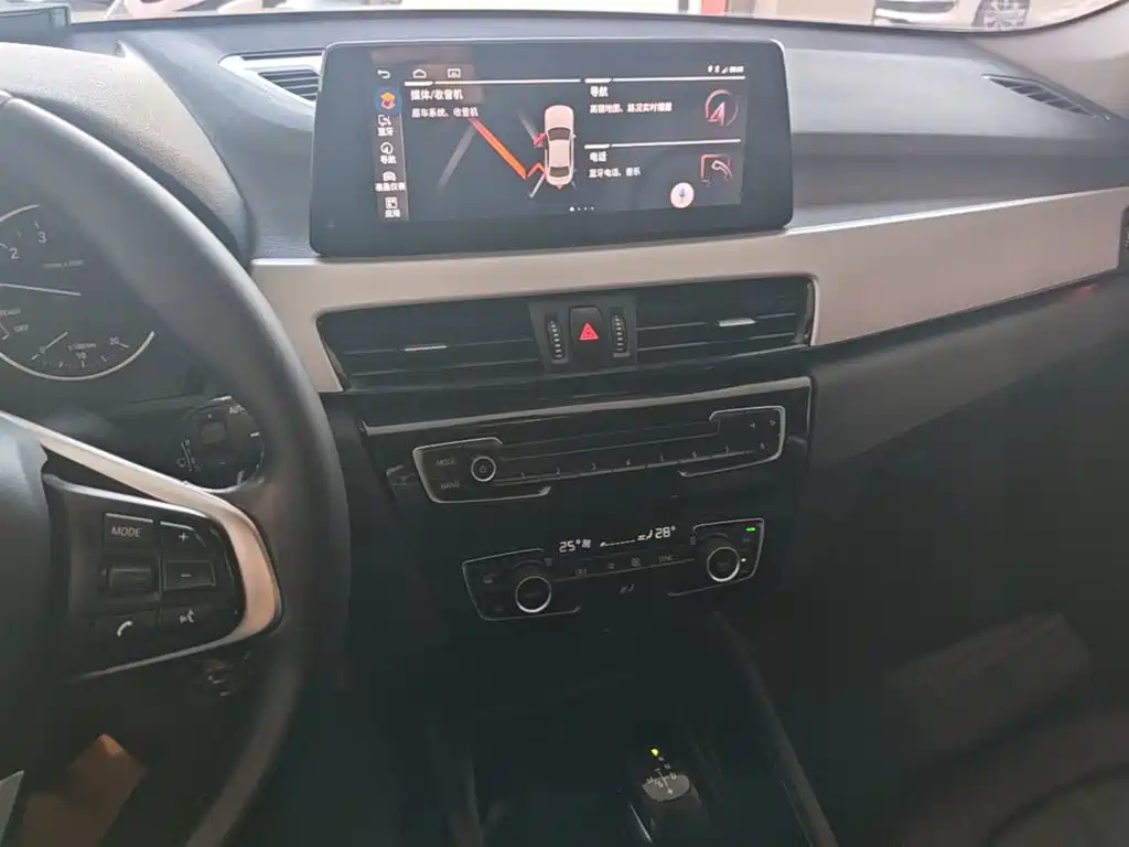 BMW X1 — миниатюра 13