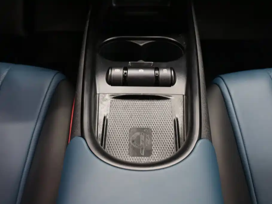 BYD Dolphin — миниатюра 8