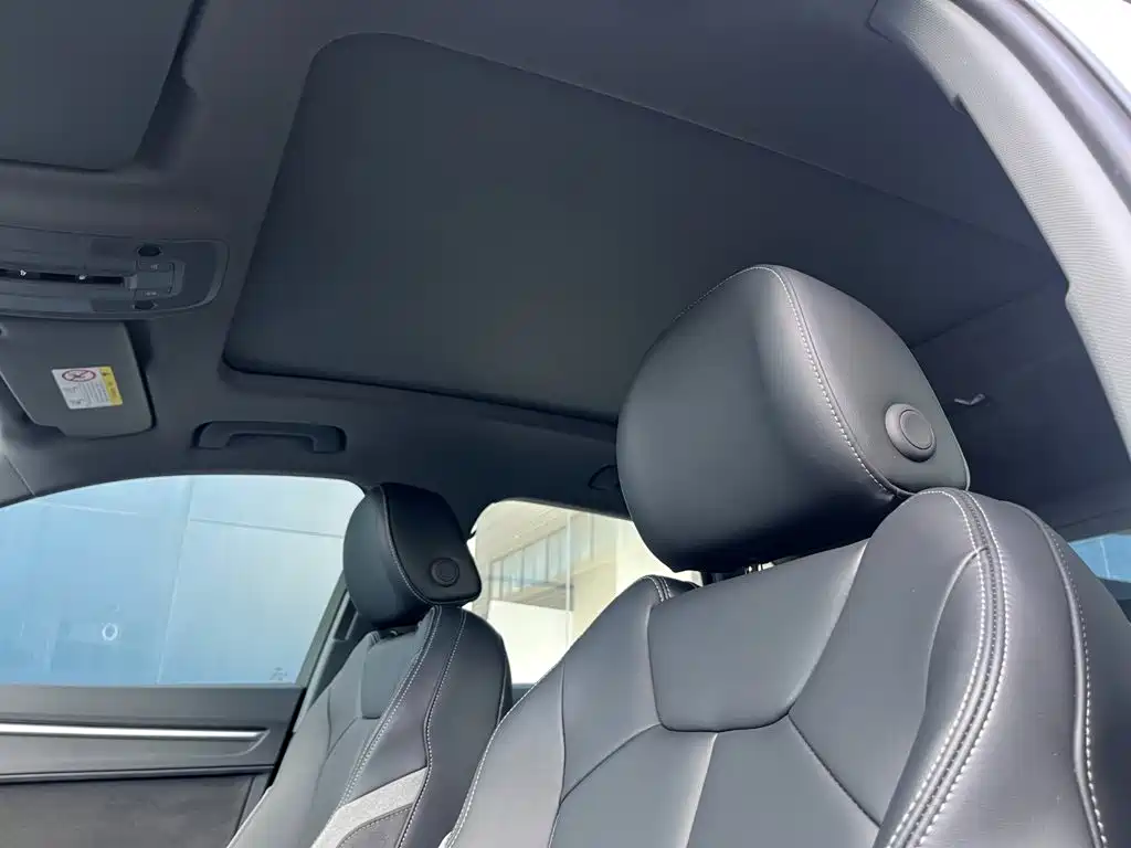 Audi Q3 — миниатюра 12