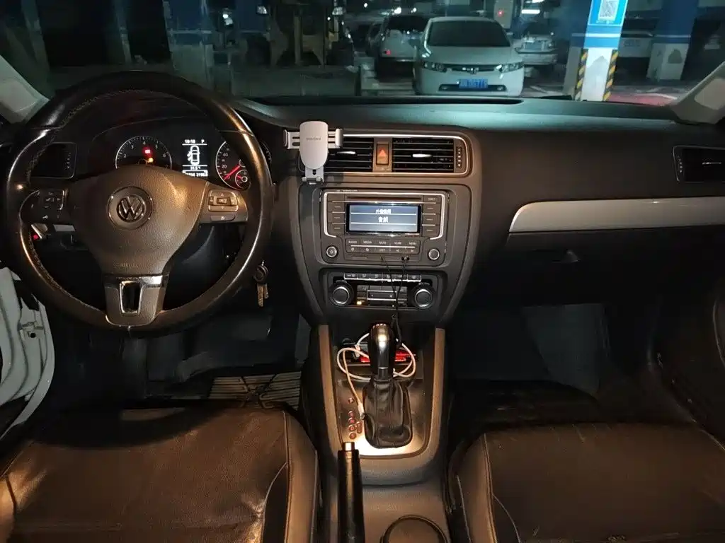 Volkswagen Sagitar — миниатюра 13