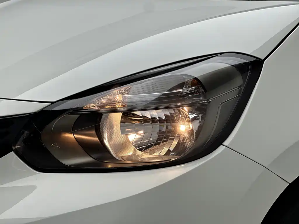 Honda Fit — миниатюра 18