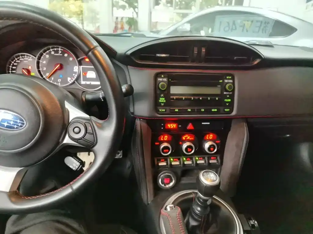 Subaru BRZ — миниатюра 13
