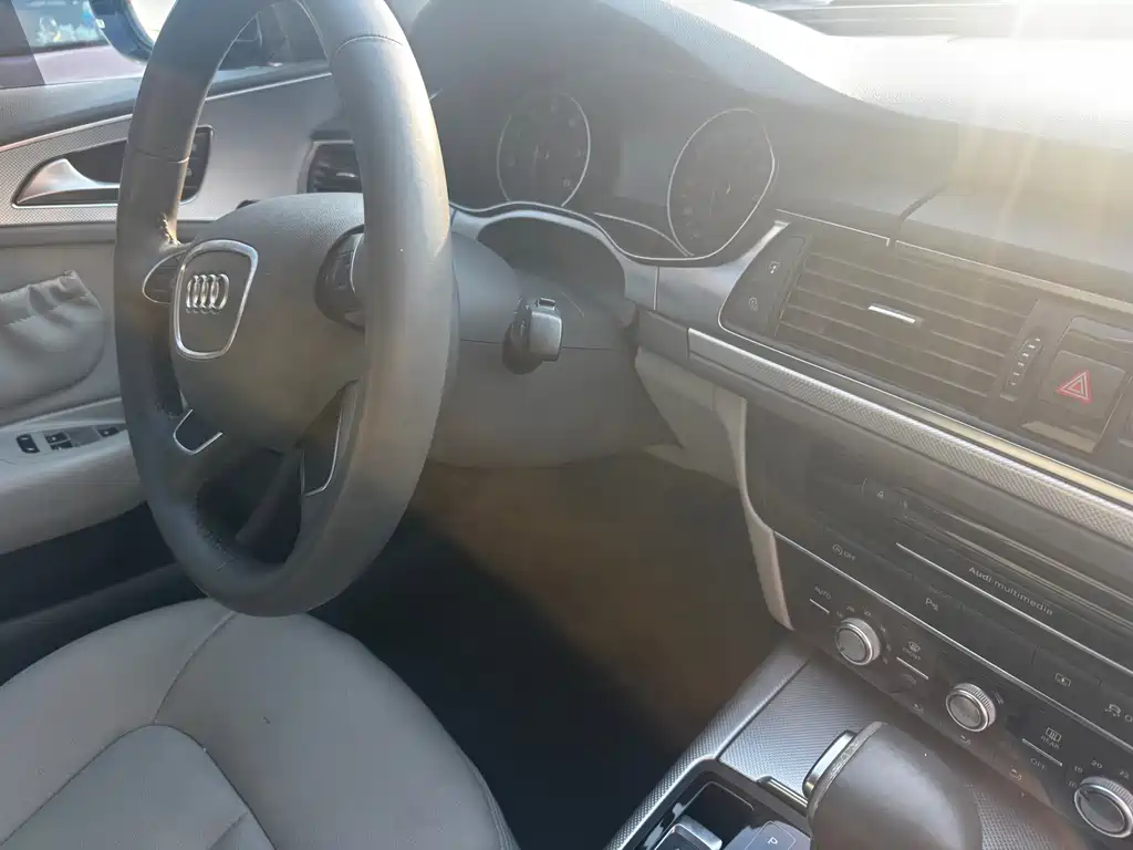 Audi A6L — миниатюра 5