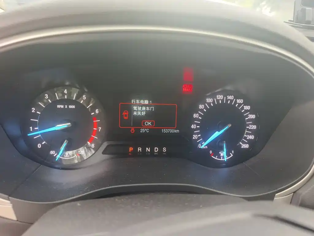 Ford Mondeo — миниатюра 7