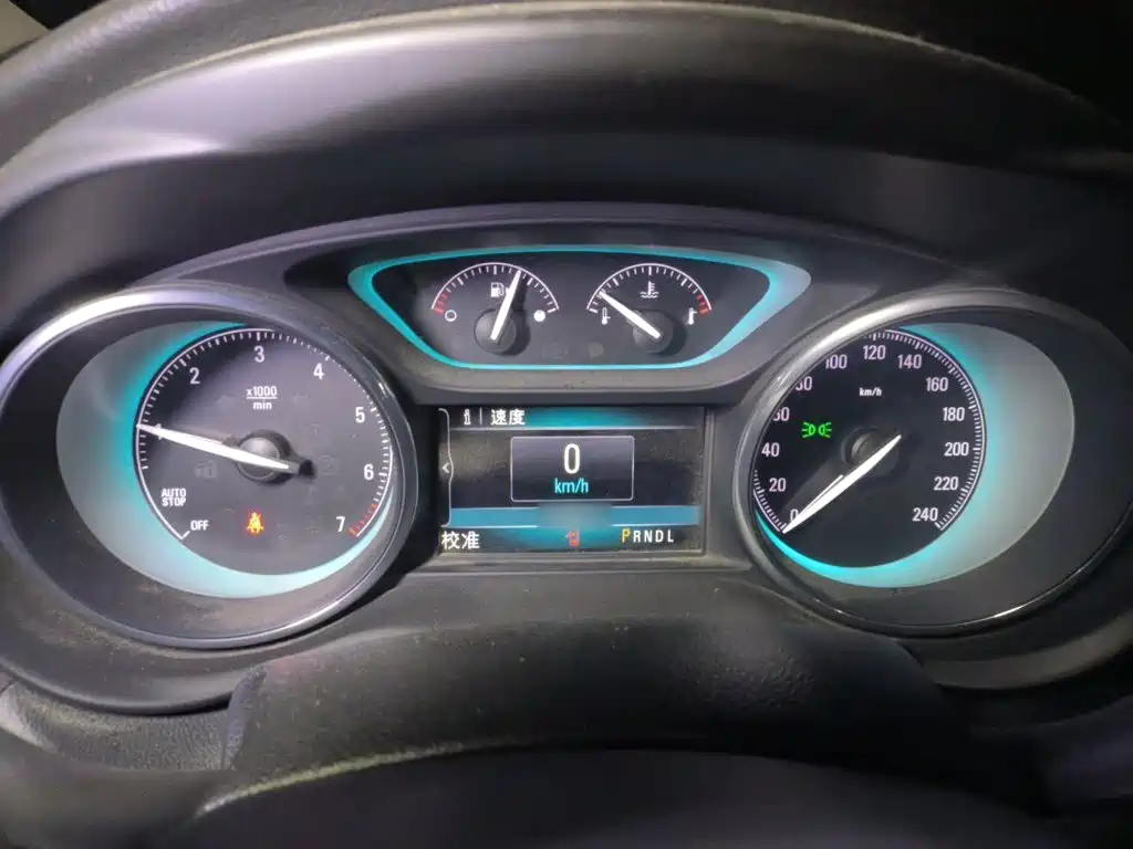 Buick Envision Plus — миниатюра 4