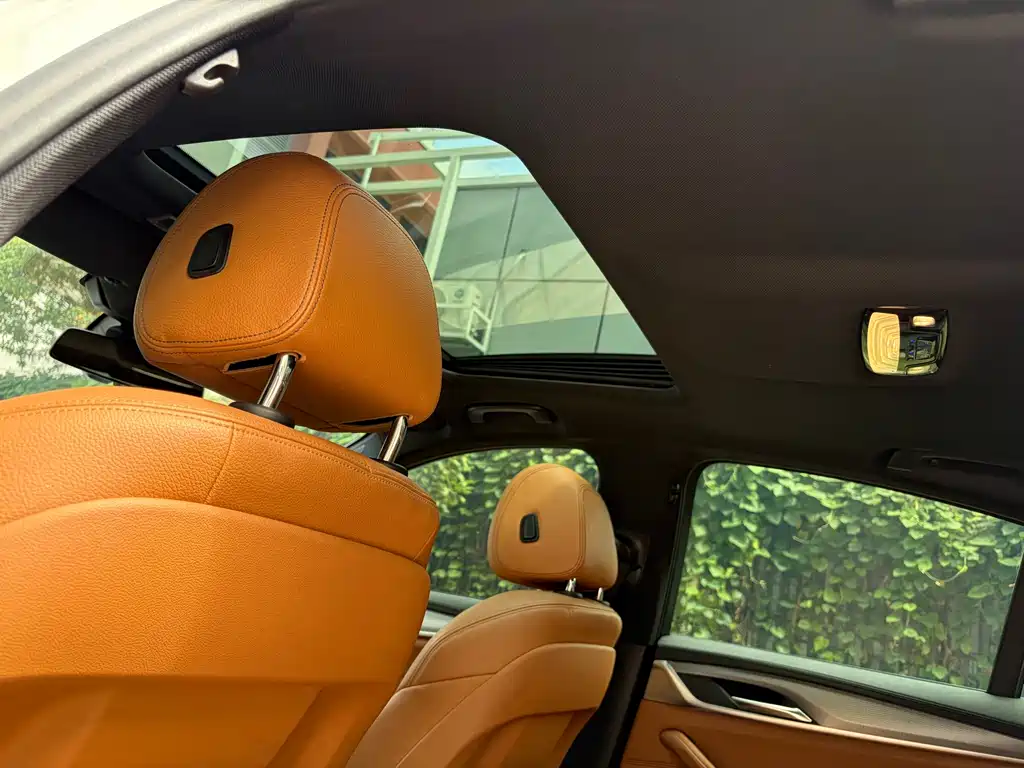 BMW 5 Series (Import) — миниатюра 16