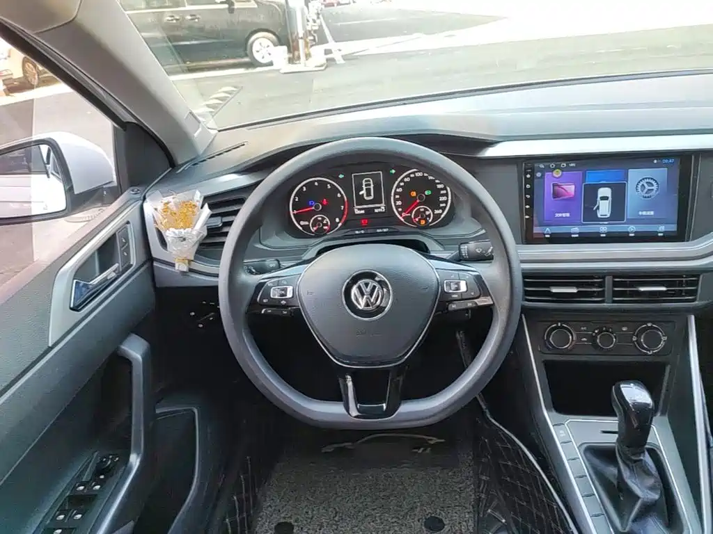 Volkswagen Polo — миниатюра 11