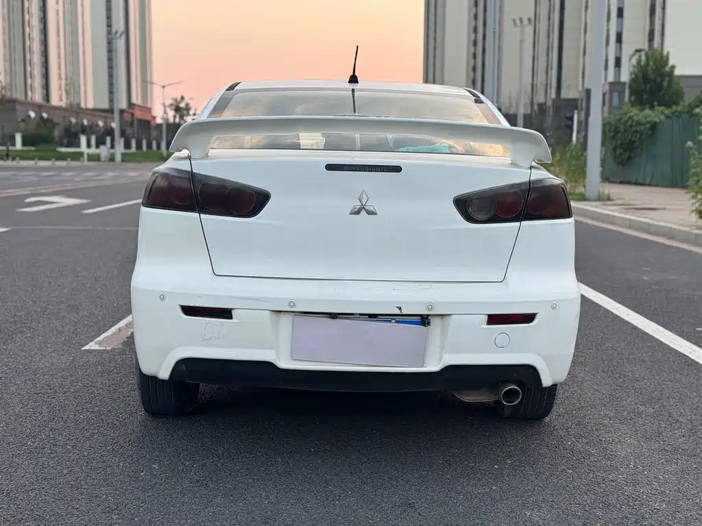Mitsubishi Lancer EX — миниатюра 6