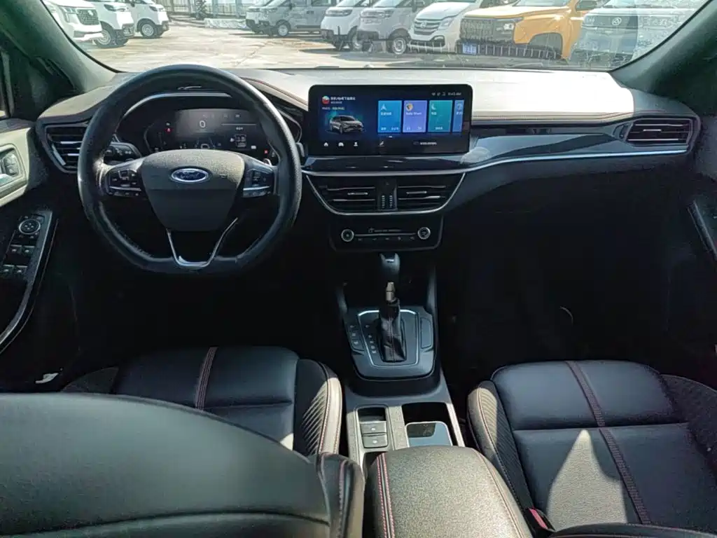 Ford Focus — миниатюра 10