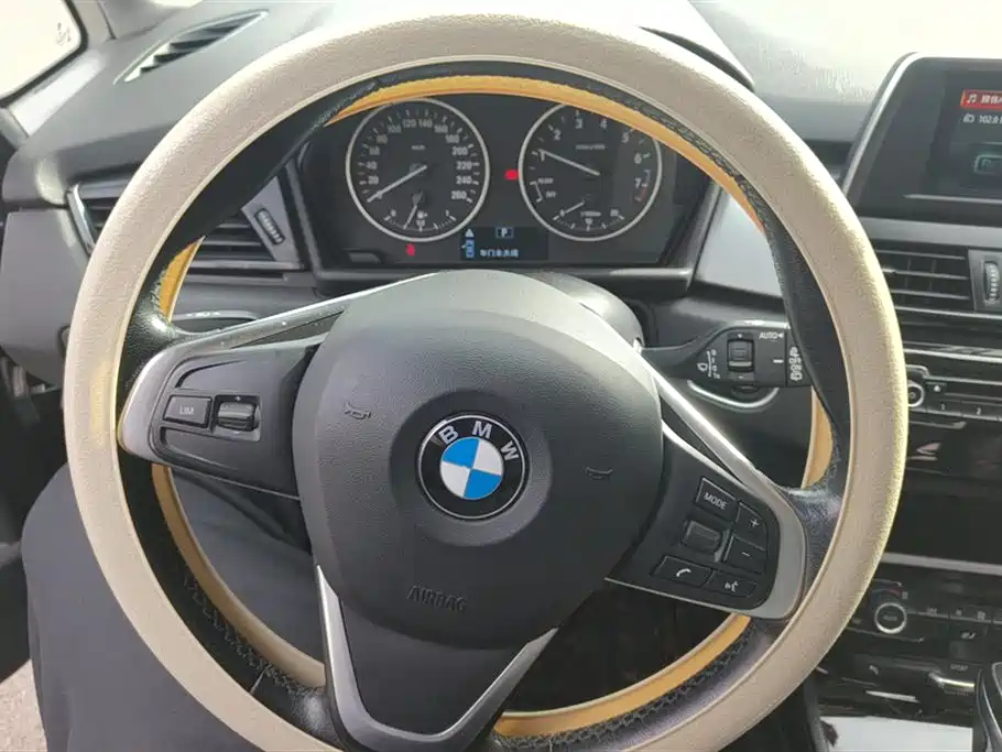 BMW 2 SERIES STATION WAGON