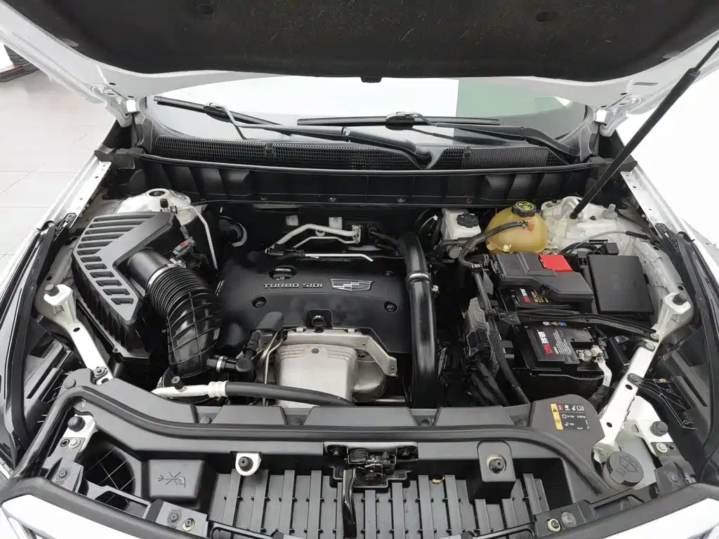 Cadillac XT5 — миниатюра 6