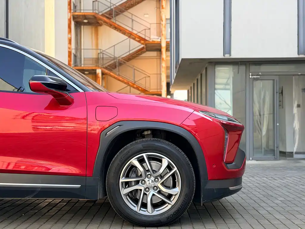 NIO ES6 — миниатюра 9