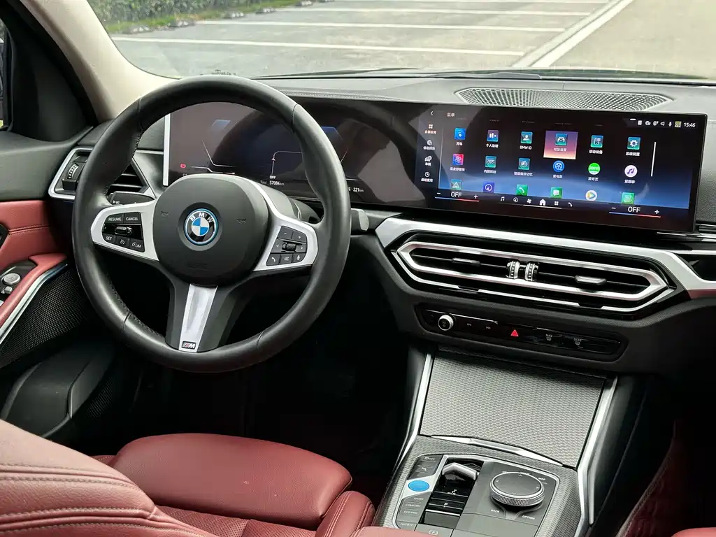 BMW i3 — миниатюра 13