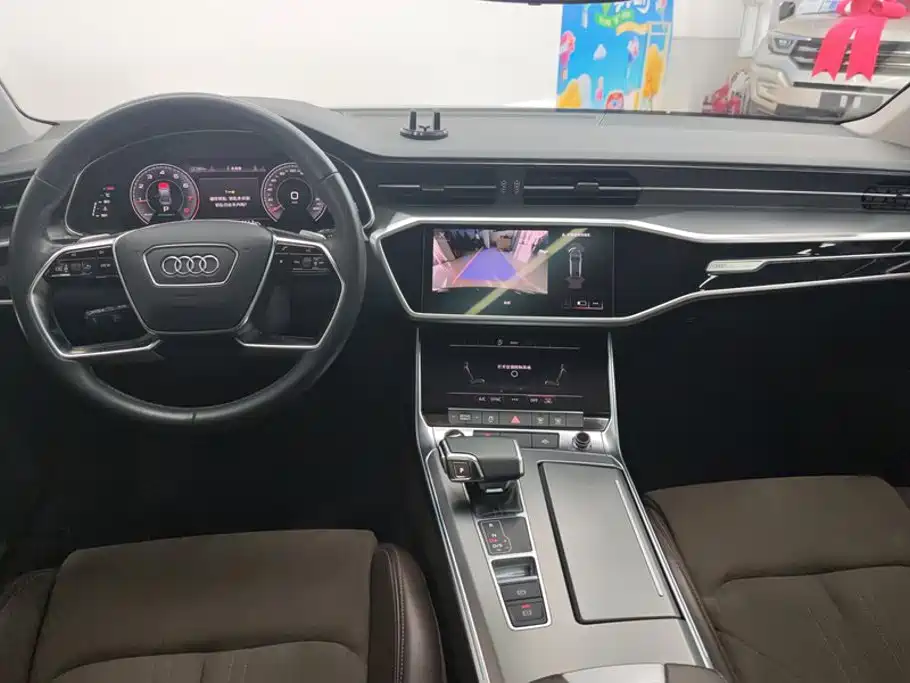 Audi A7L — миниатюра 12