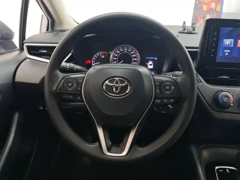 Toyota Corolla — миниатюра 15