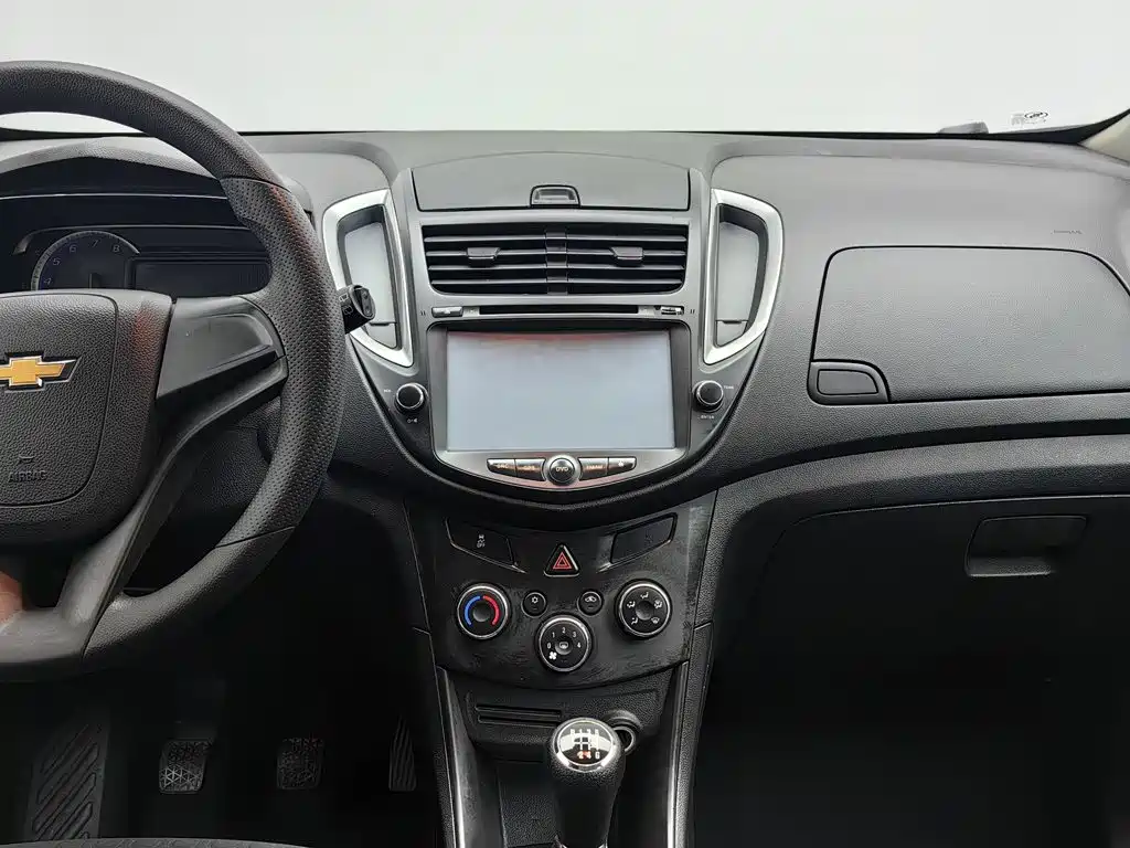 Chevrolet Trax — миниатюра 12