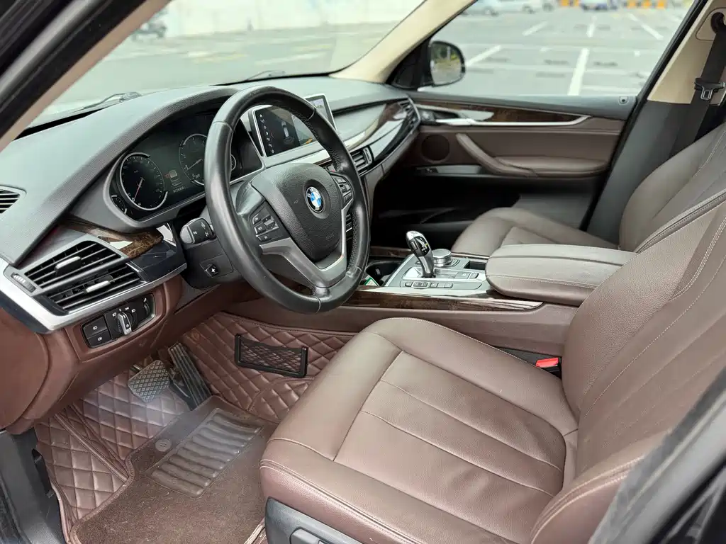 BMW X5 (Import) — миниатюра 6