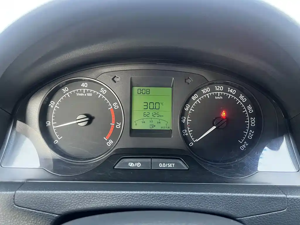 Skoda Rapid — миниатюра 9