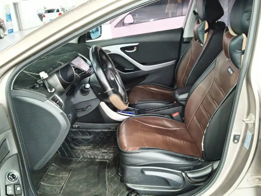Hyundai Elantra Langdong — миниатюра 15