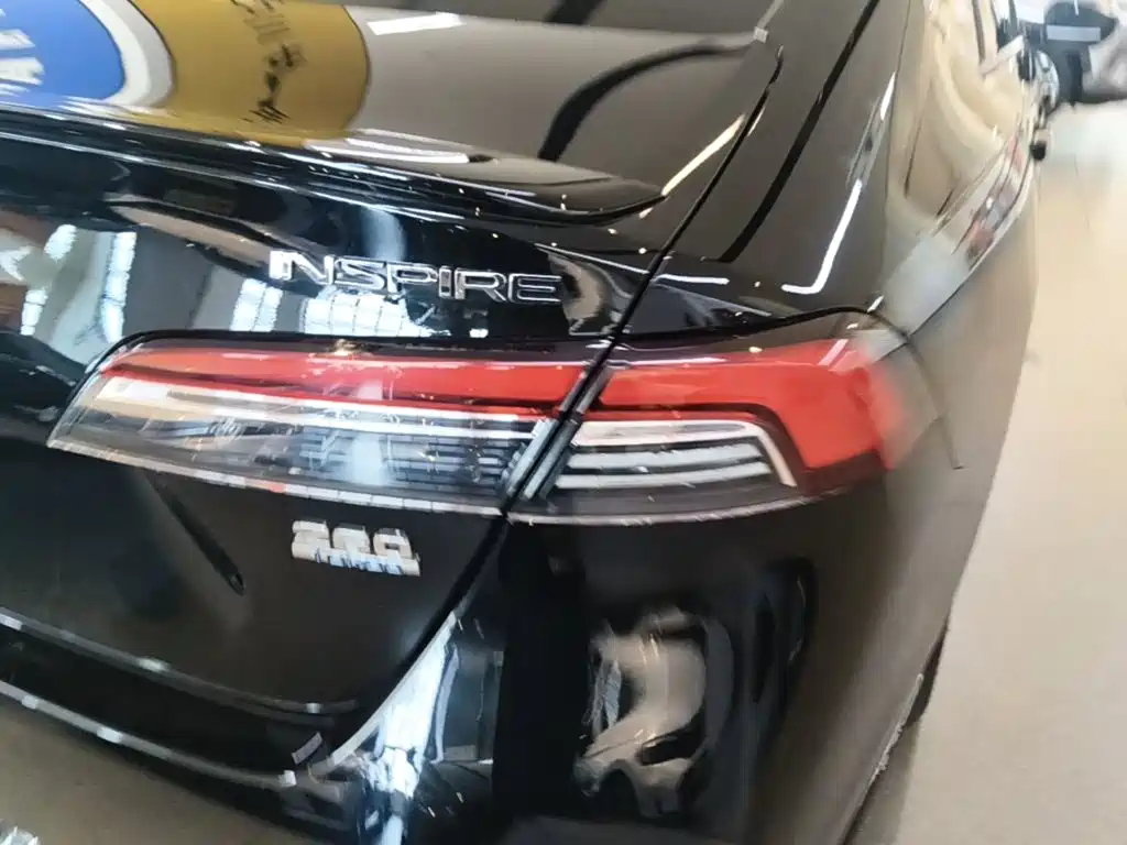 Honda Inspire — миниатюра 8