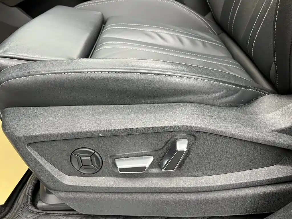Audi Q6 — миниатюра 27