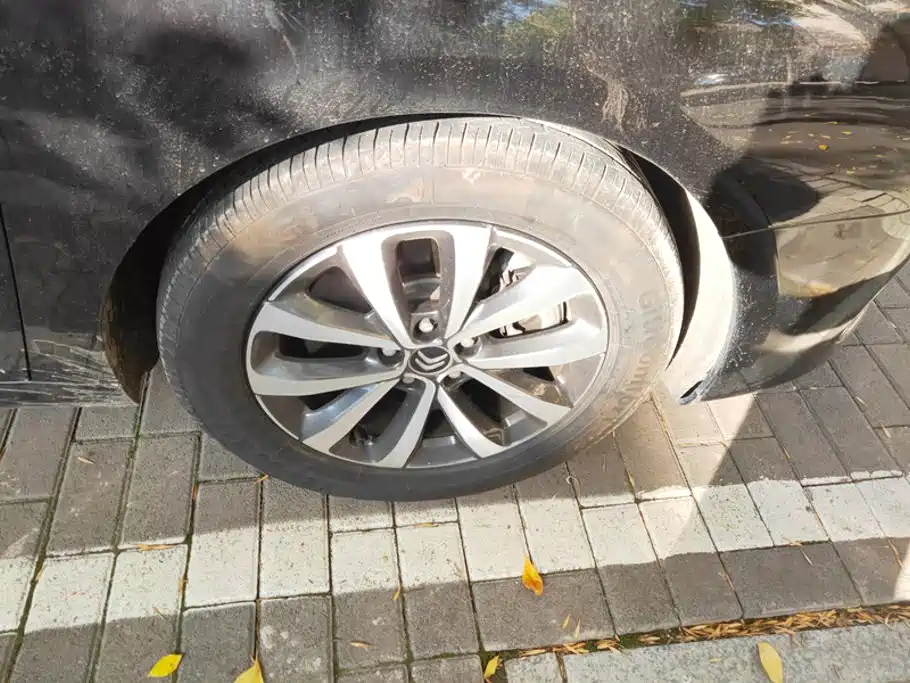 Citroen C6 — миниатюра 6