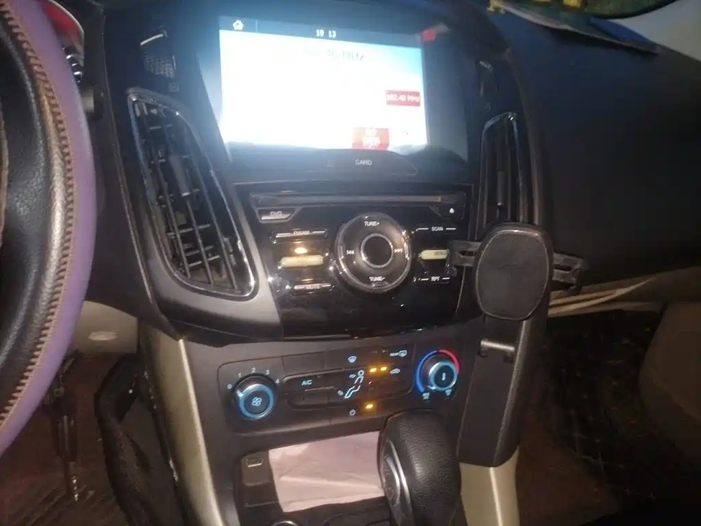 Ford Focus — миниатюра 9