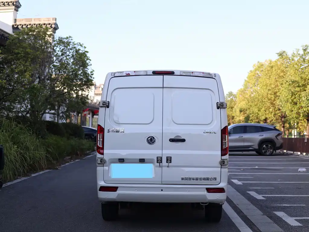 Dongfeng EM27 — миниатюра 6