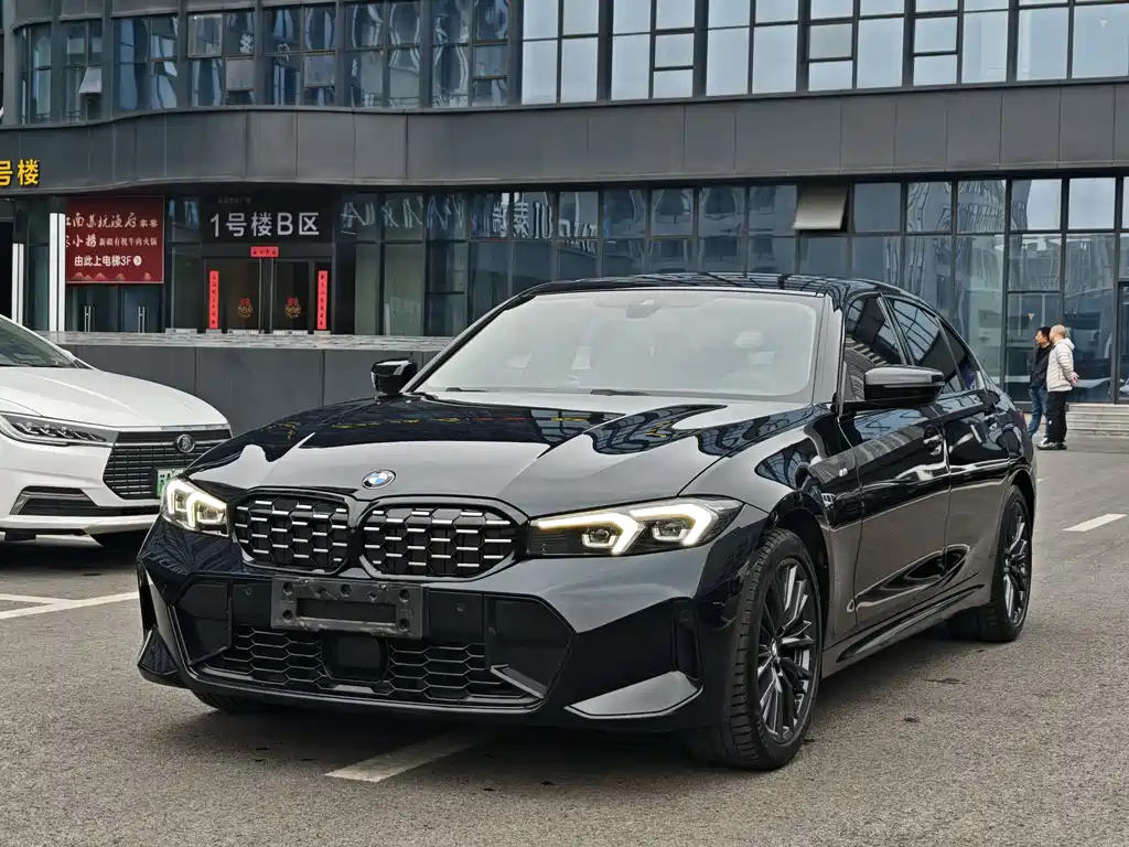 BMW 3 Series 2023