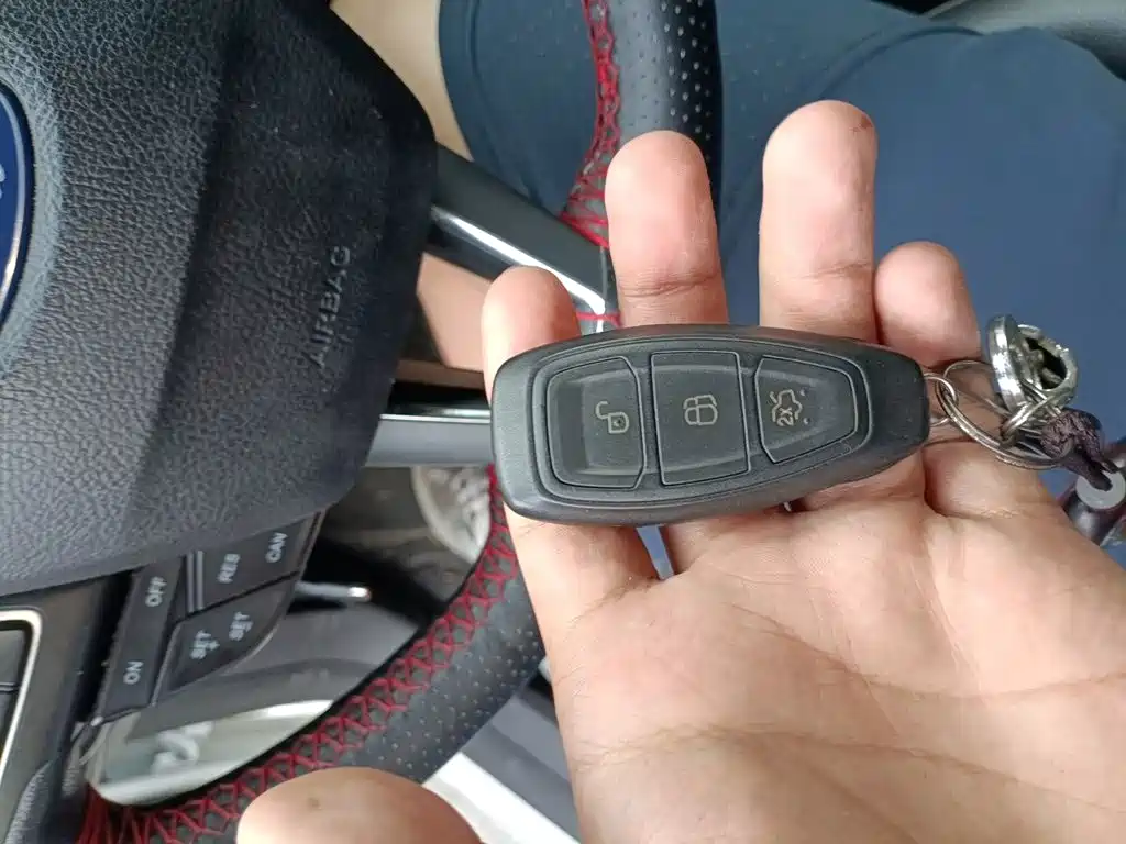 Ford Focus — миниатюра 12