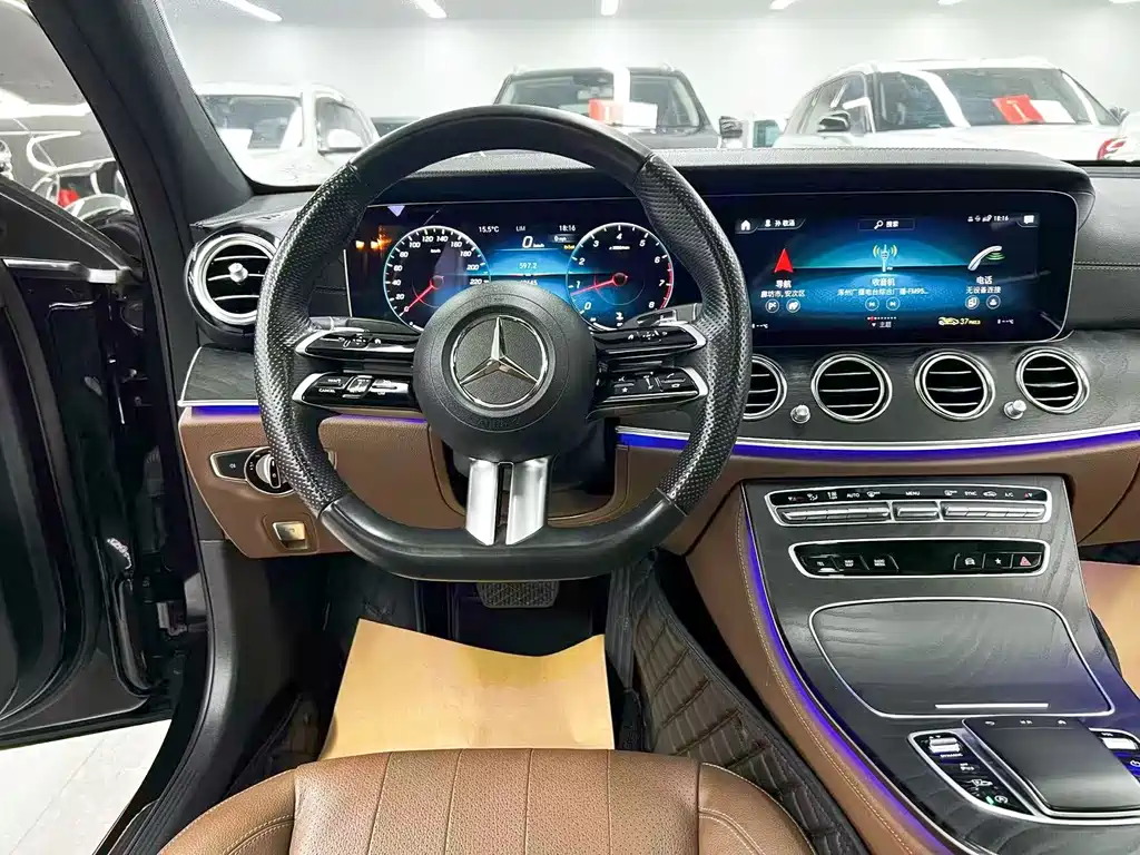 Mercedes-Benz E-Class (Import) — миниатюра 17