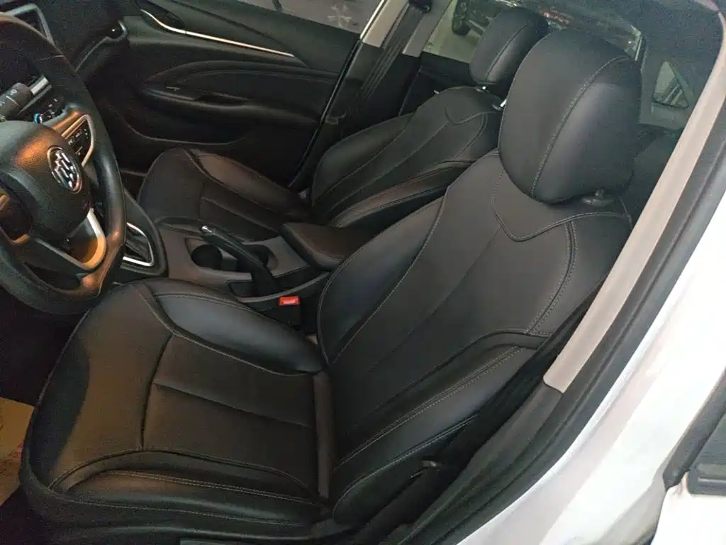 Buick Excelle — миниатюра 15