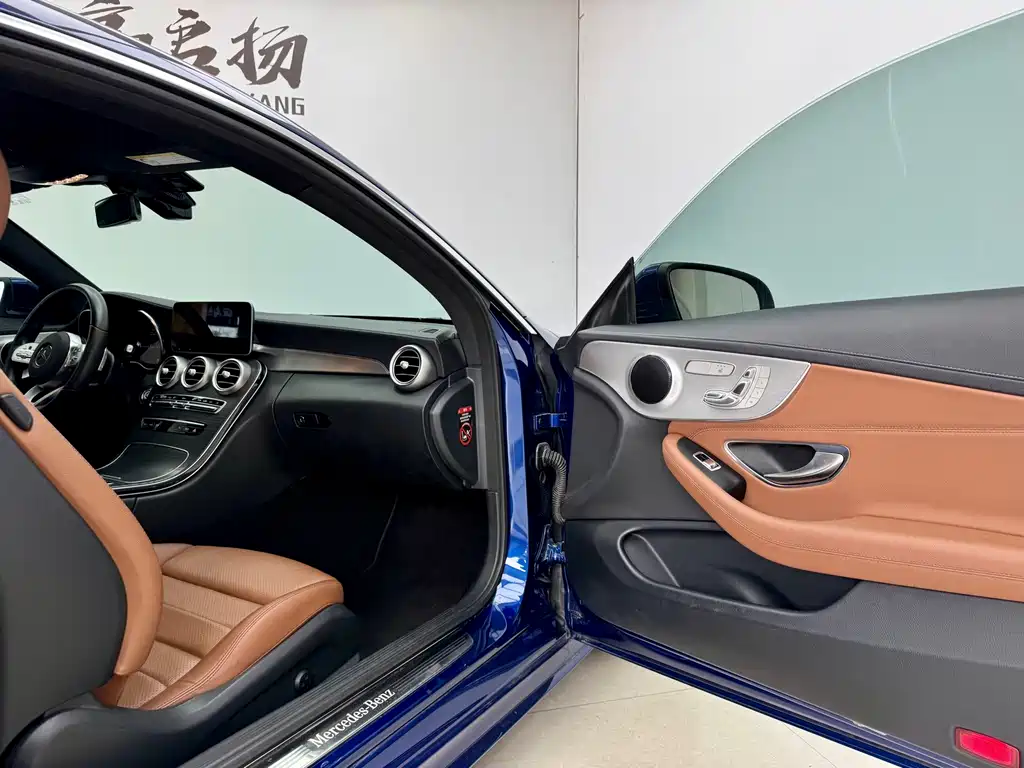 Mercedes-Benz C-Class (Import) — миниатюра 10