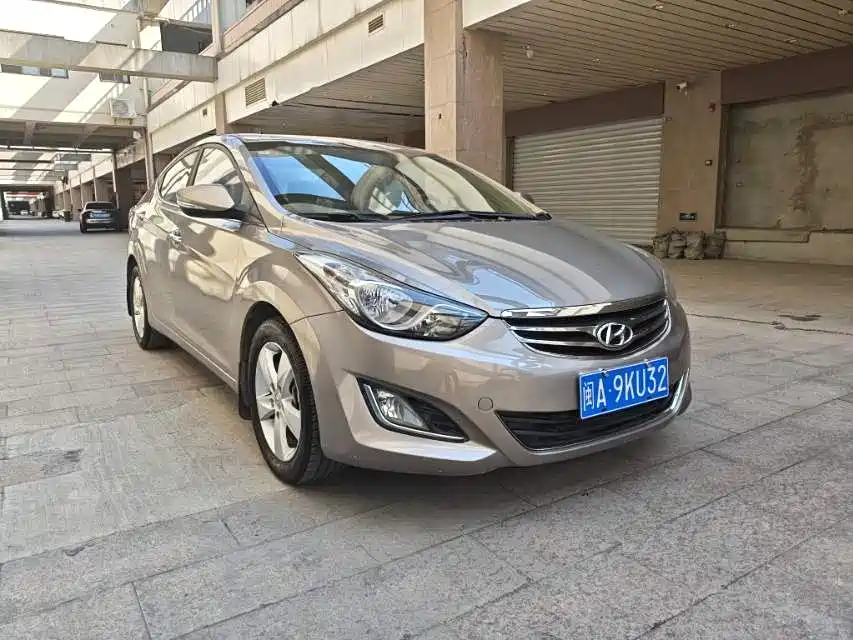 Купить Hyundai Elantra Langdong