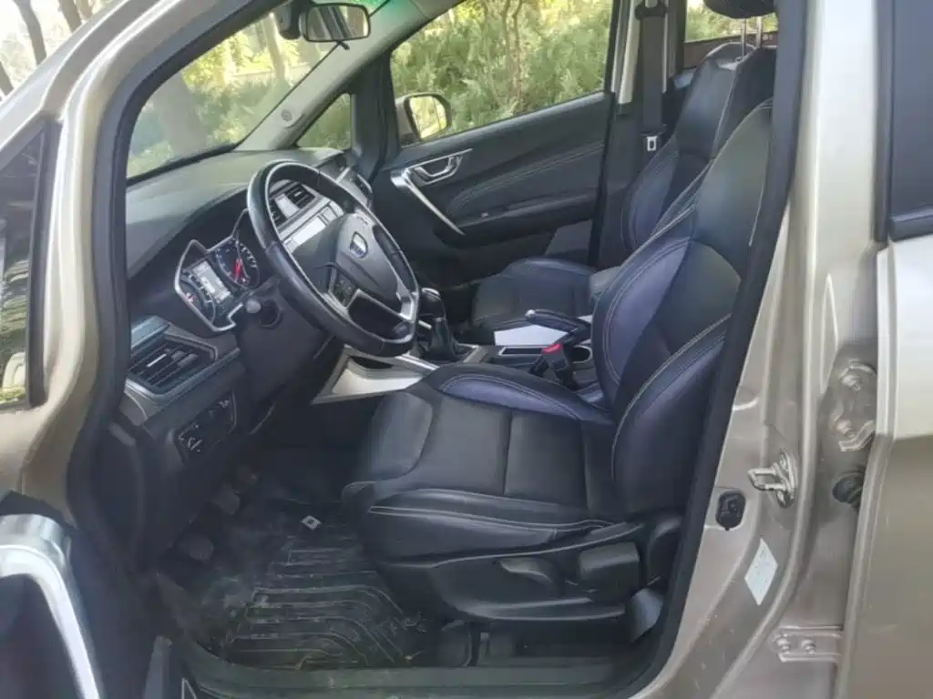 Geely Vision X3 — миниатюра 14