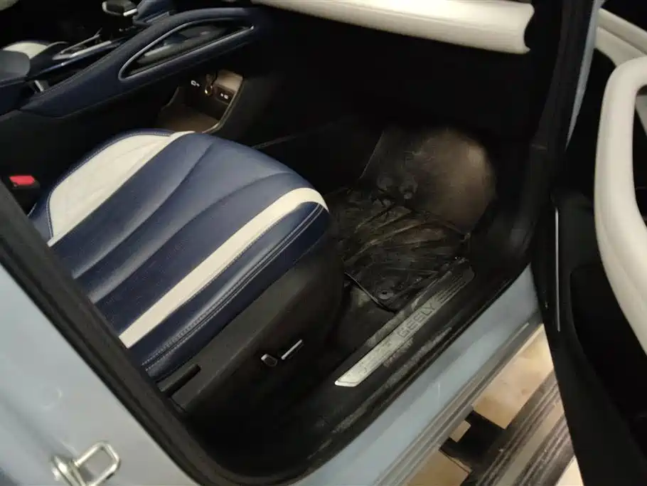 GEELY AUTOMOBILE XINGYUE L