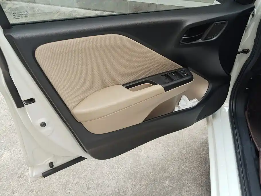 Honda City — миниатюра 7